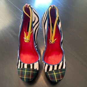 Brand New! KKira Wedges Women Size 41